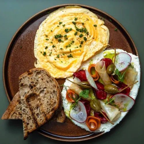 Somon Gravlax & Tornado Omelet